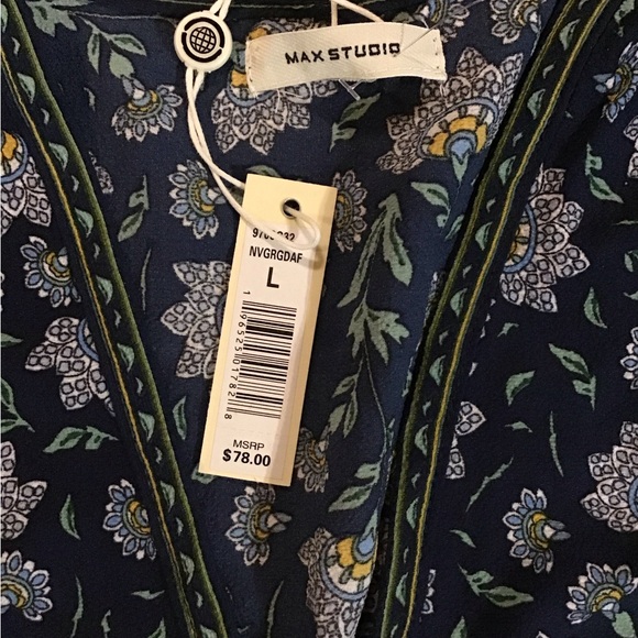 Woman’s max studio NWT two piece pant suit top size Large bottom size medium - Picture 8 of 14